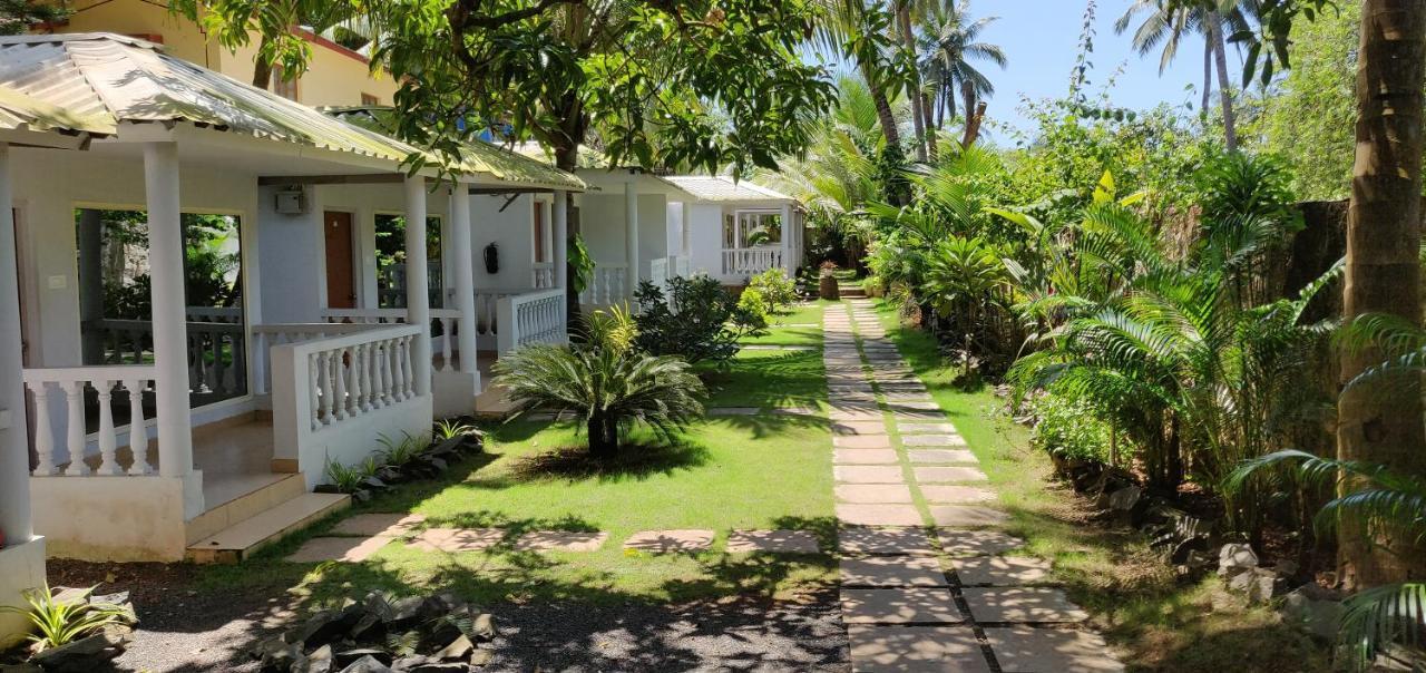 La Riviere Hotel Морджим Екстериор снимка